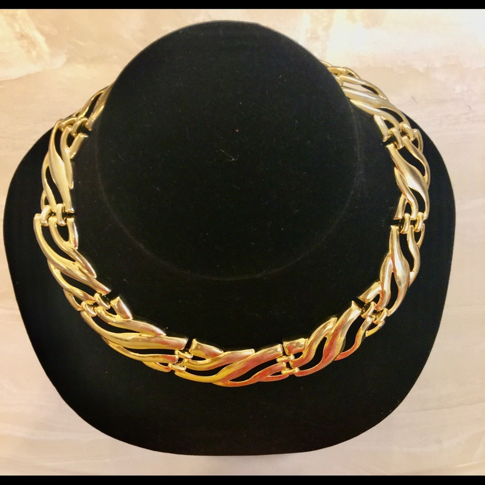 💛💛💛 Beautiful Choker Necklace - Picture 7 of 7